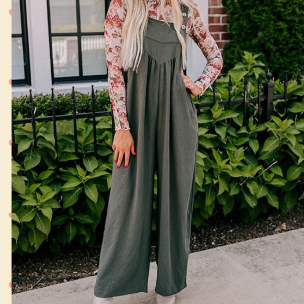 New jumpsuit size m